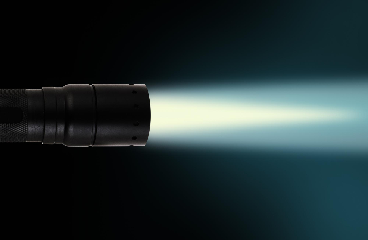 Featured Image of "The Ultimate Guide to Best Stun Gun Flashlights: Your Safety in Focus"